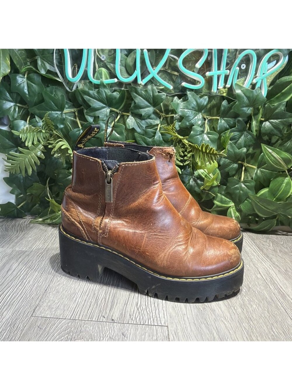 Dr Martens Rometty II Smooth Black Leather Pull On Boots Platform SZ 38 US 7